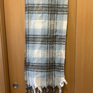 💙 Plaid Fringe Scarf in Blue and Gray